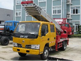 高空作業(yè)云梯車(chē)
